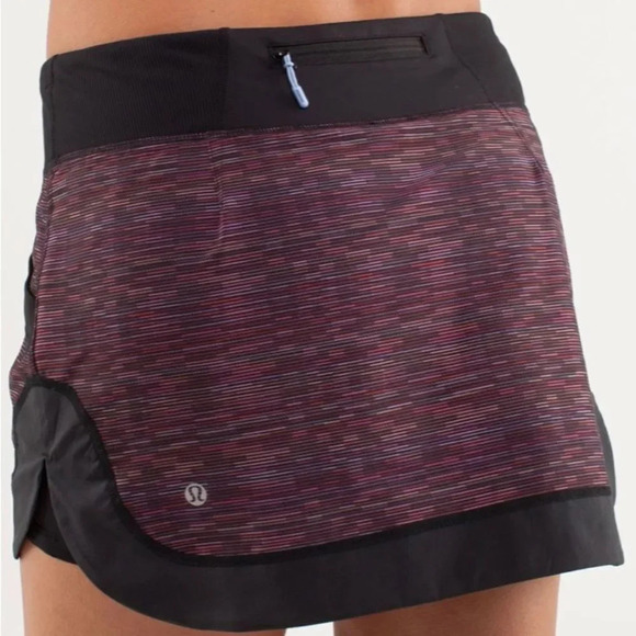 Lululemon Run: For All Skirt sz 4 
Wee Are From Space Black March Multi / Black - Picture 3 of 15